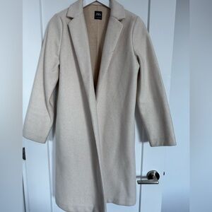 Zara Women's Classic Cream Coat
